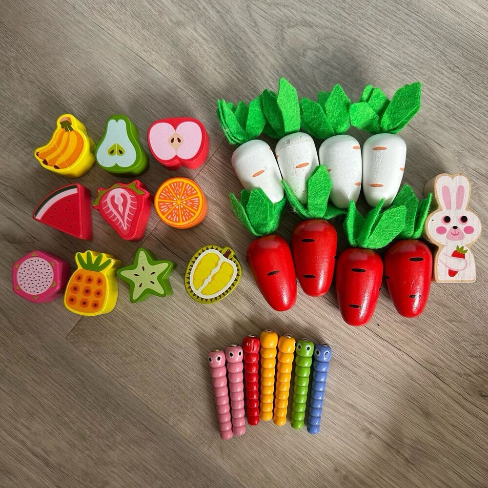 Wooden Play Set Bunny in A Garden - Fruits, Vegetables, Worms, & Bunny
